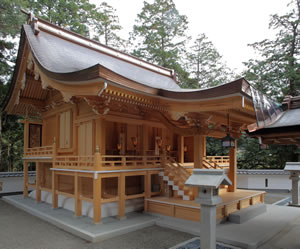 田村神社本殿